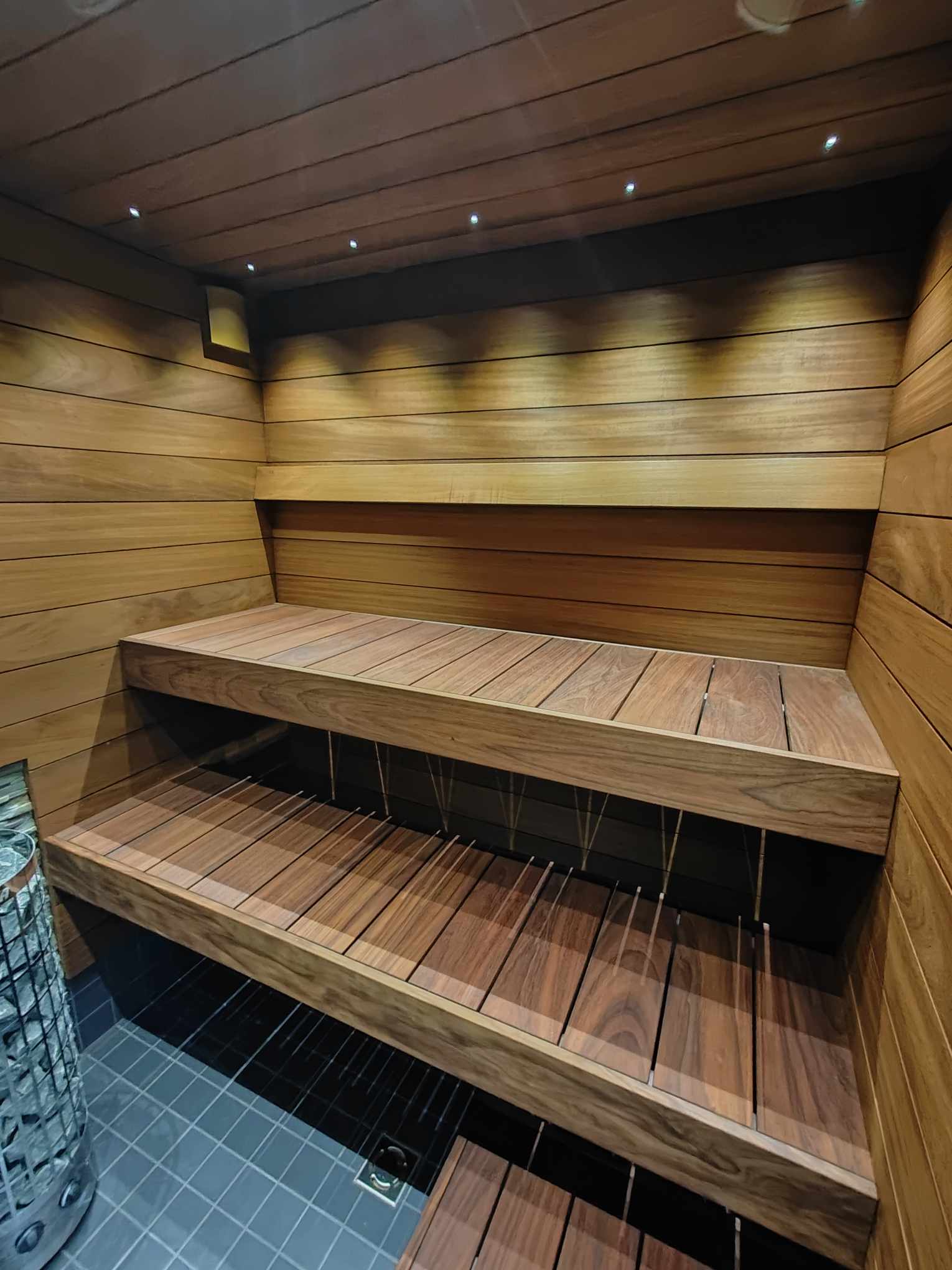 Termotöödeldud puit saunas